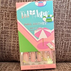 Red Aspen Pink and Green Nail Dashes